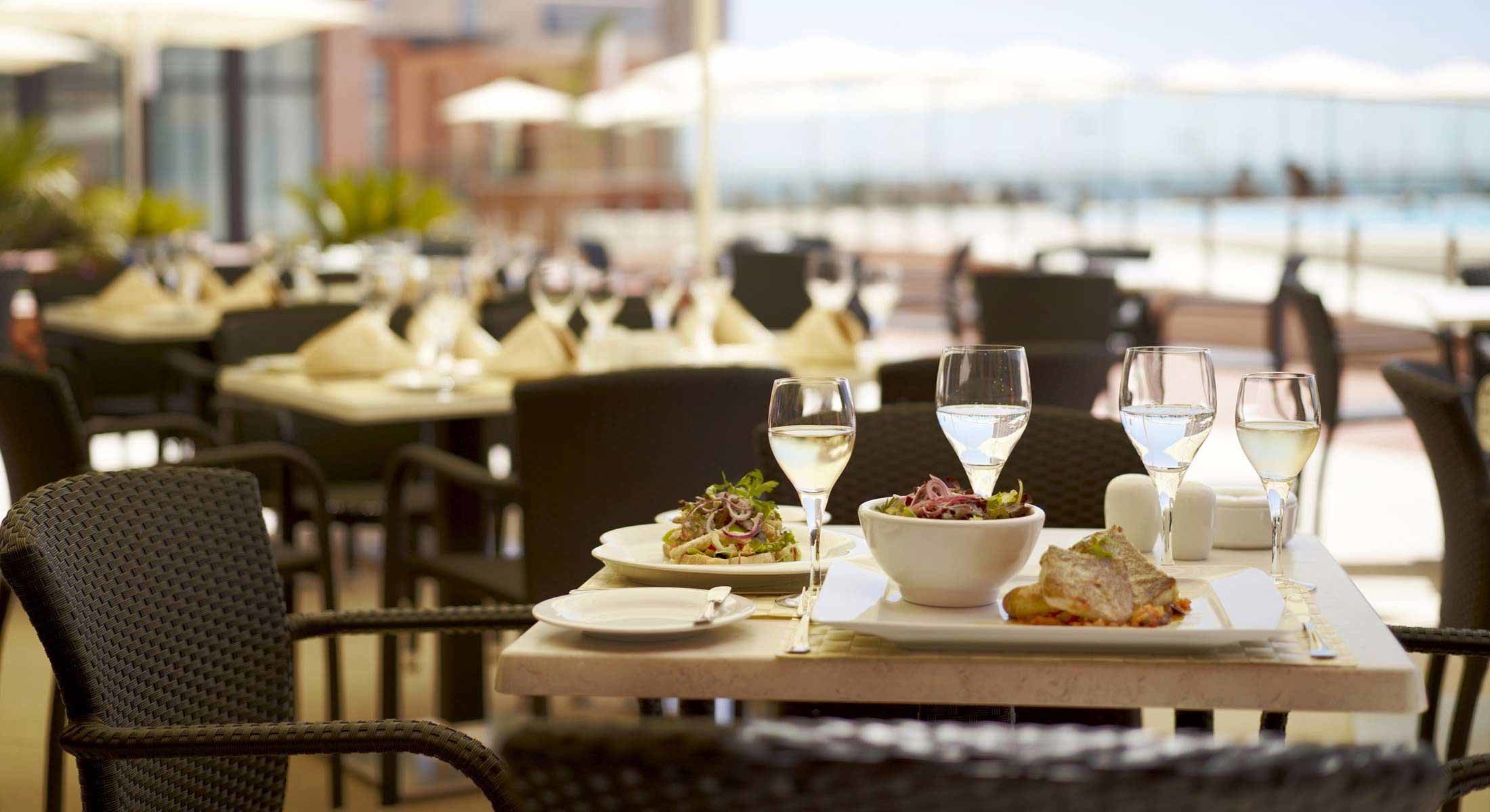 Real Marina Hotel & Spa